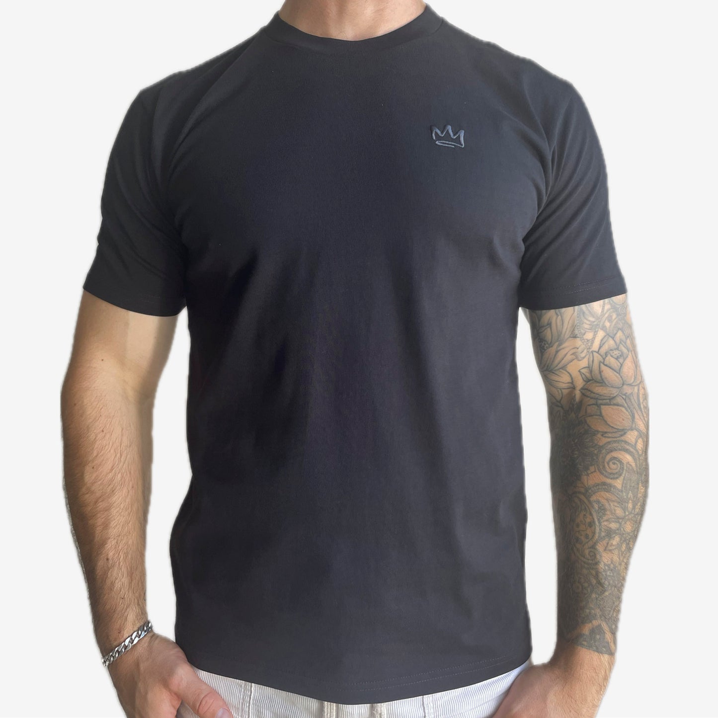 Classic Crown Tee Black - 5cm shorter length