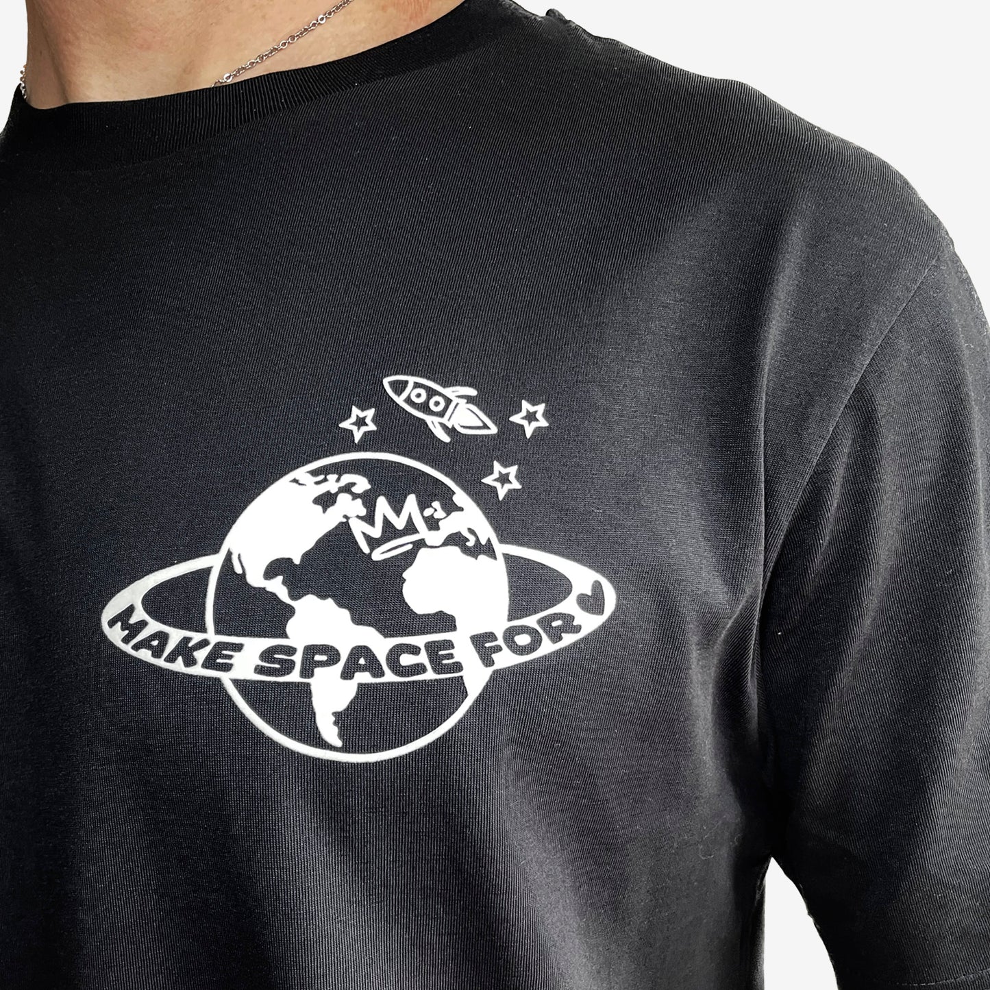 Make Space for Love Relaxed Fit Tee Black